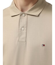 TOMMY HILFIGER TH Kurz&auml;rmeliges Poloshirt aus Baumwolle Sandelholz - Herren-Polo-Shirts/Herren-Polo-Shirt/Herrenpoloshirt/Herrenpoloshirts - 3