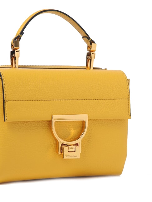 ARLETTIS Minitasche aus strukturiertem Leder sonnig - Damentaschen