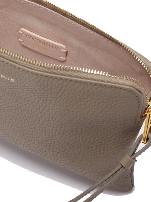 ALIAS Clutch aus Leder warmes Taupe - Damentaschen