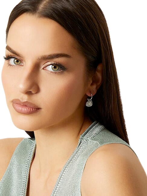 AMAMI Silberne Ohrringe mit Herzmotiv SILBER - Ohrringe