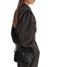 CALVIN KLEIN QUILTED EMBLEM Mini-Schultertasche auf Schwarz - Damentaschen - 2