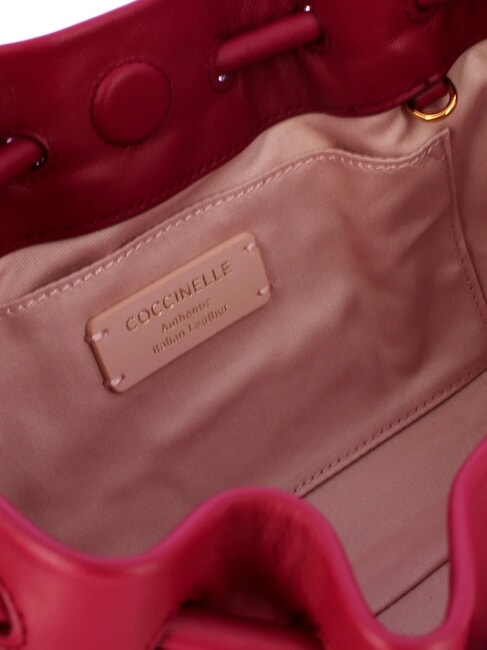 ISABELA Ledertasche mit Schulterriemen aus Metall Sangria - Damentaschen