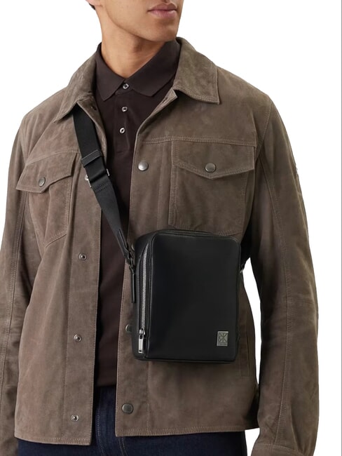 HARDWARE EMBLEM Umh&auml;ngetasche auf Schwarz - Umh&auml;ngetaschen Herren