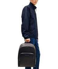 TOMMY HILFIGER TH FLAG MONOGRAM Rucksack Schwarz - Rucks&auml;cke f&uuml;r Schule &amp; Freizeit - 2