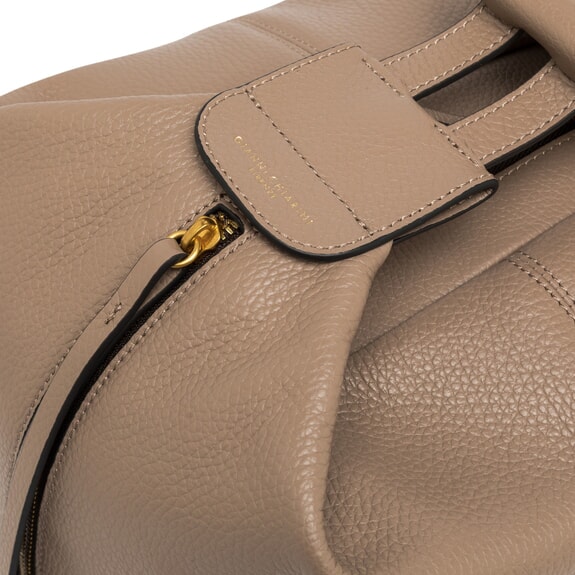 GUIA Umh&auml;ngetasche / Rucksack, Leder Wo - Damentaschen