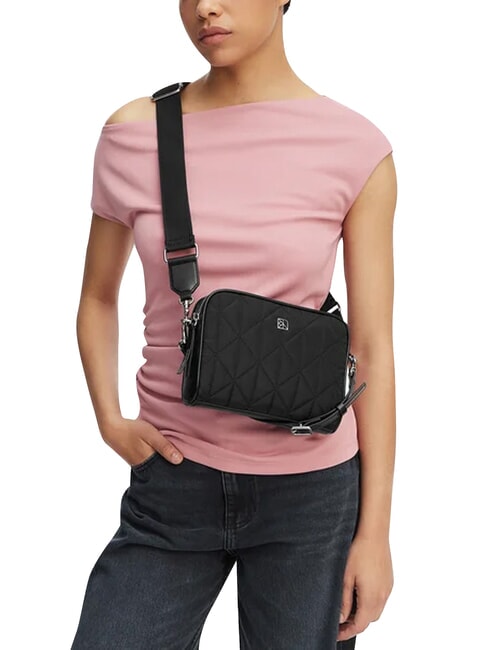 QUILTED NYLON Mini-Schultertasche mit Schultergurt auf Schwarz - Damentaschen