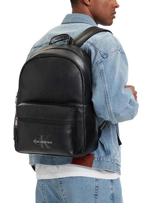 BOLD LOGO WEBBING Laptop-Rucksack auf Schwarz - PC-Rucks&auml;cke