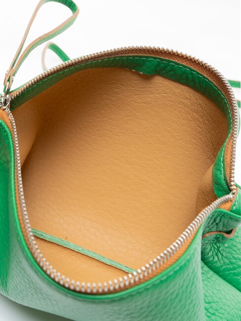 HERMY Clutch aus geh&auml;mmertem Leder Naturflagge - Damentaschen