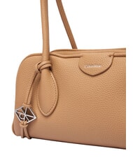 CALVIN KLEIN EMBLEM TRIO Umh&auml;ngetasche Tannin - Damentaschen - 4