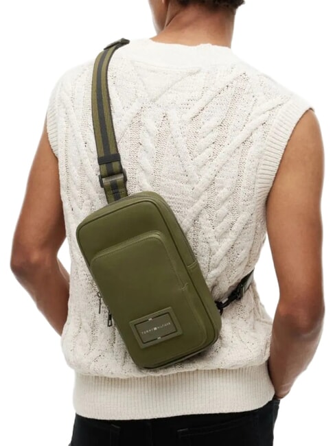 TH FOUNDATION Ein-Schulter-Rucksack Olivenholz - PC-Rucks&auml;cke
