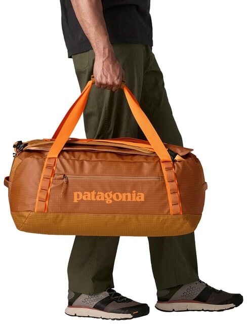 BLACK HOLE 55L Reiserucksack Zimtbraun - Reisetaschen