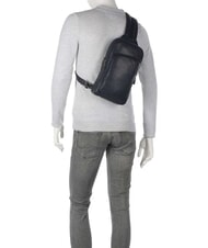 PIQUADRO CRONUS One-Shoulder-Rucksack aus Leder Blau - PC-Rucks&auml;cke - 4