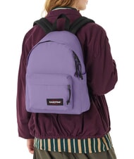 EASTPAK PADDED DAY PAK'R SMALL Rucksack mit Tablet-Halterung lila Dahlie - Rucks&auml;cke f&uuml;r Schule &amp; Freizeit - 2